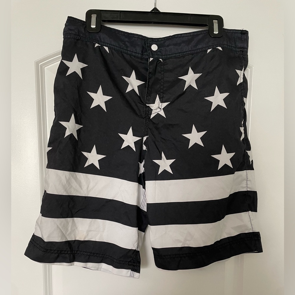⭐️HP⭐️Bioworld US Flag Swim Trunks
